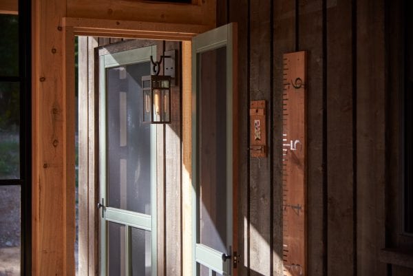 Rustic design at Cozy Bear Cabin