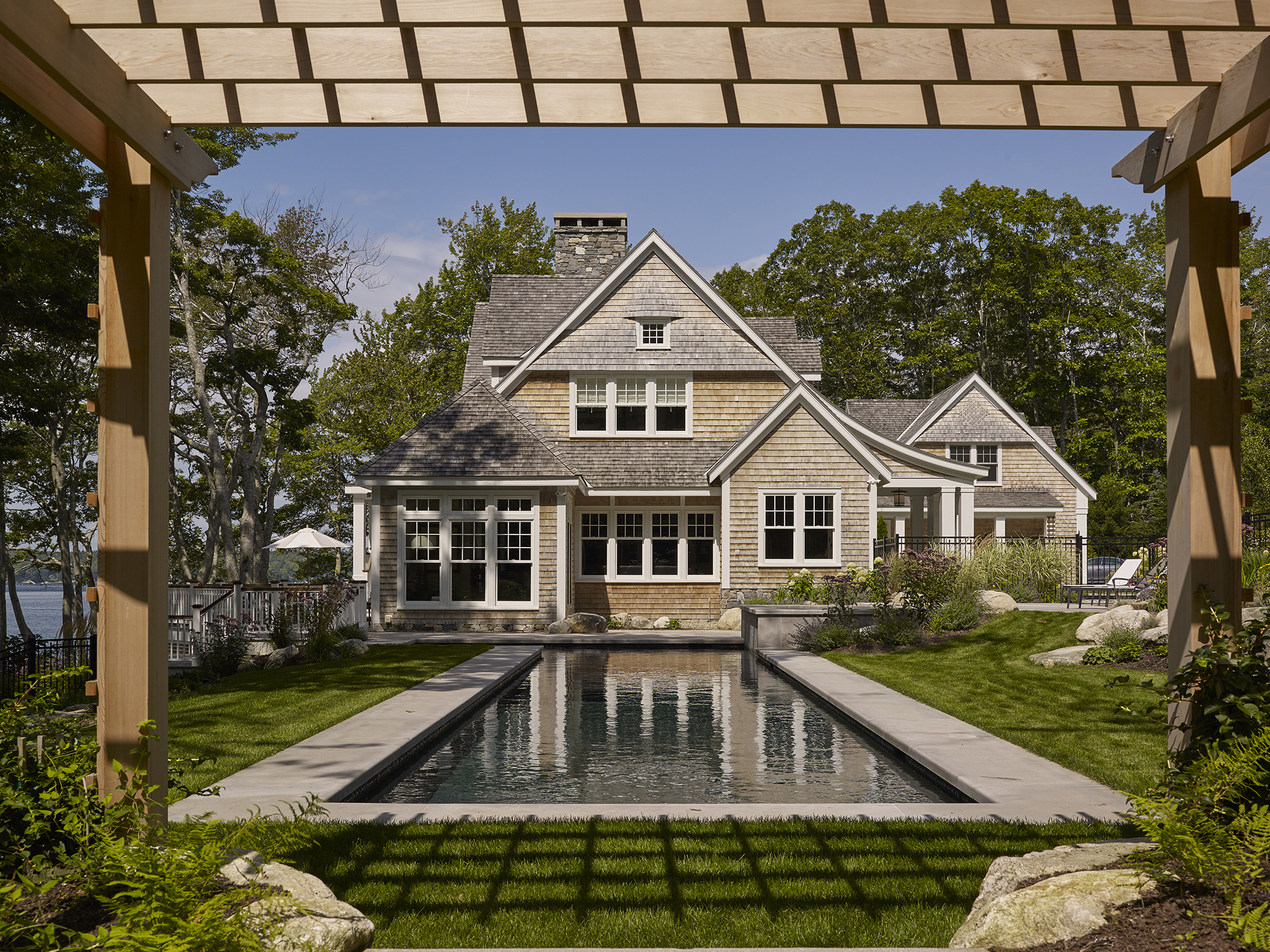 knickerbocker-group-project-summer-haven-maine-estate-family-home