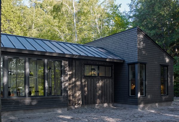 Modern addition at Cozy Bear Cabin